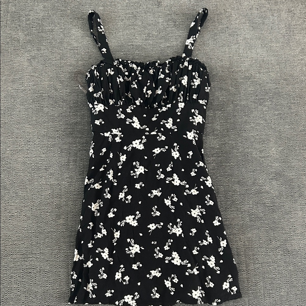 Francesca's Black and White Floral Mini Dress